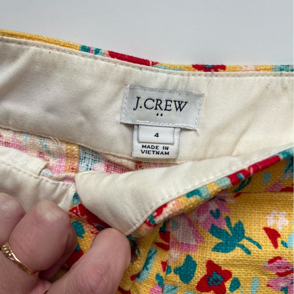 J. Crew Floral High Waist Shorts -size 4 - Picture 2 of 7